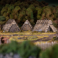 VICTRIX MINIATURES - VXE015 DARK AGES HUTS