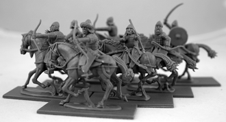 GRIPPING BEAST PLASTIC ARAB HEAVY CAVALRY - Khaki and Green Books